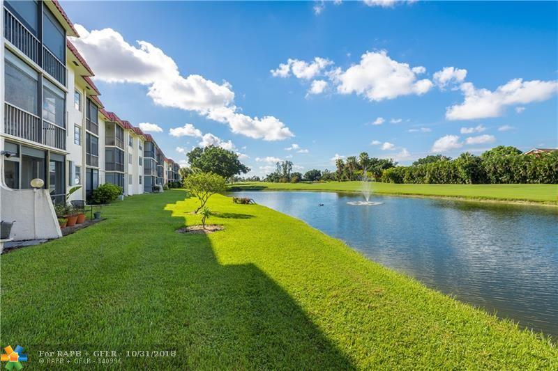 9711 Hollybrook Lake Dr - Photo 1