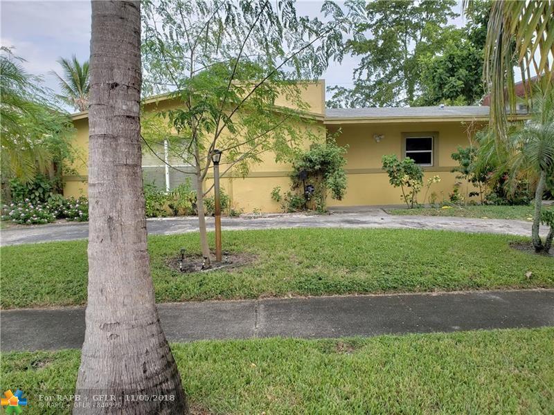 2940 45th Ave - Photo 1