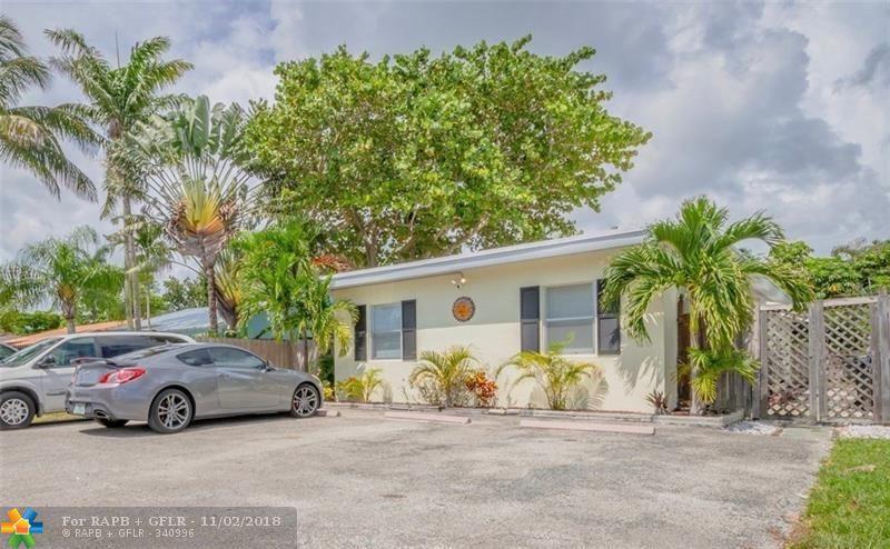 1529 2ND AV - Photo 1