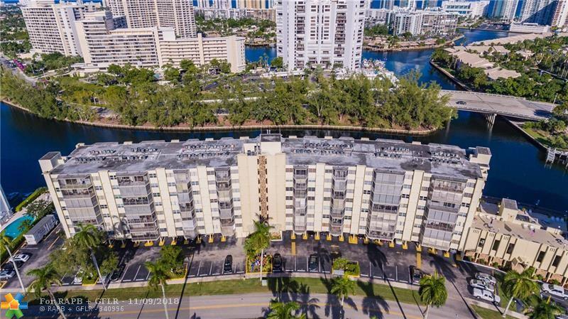300 Diplomat Pkwy - Photo 1