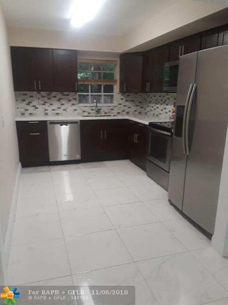7460 Mcarthur Pkwy - Photo 1