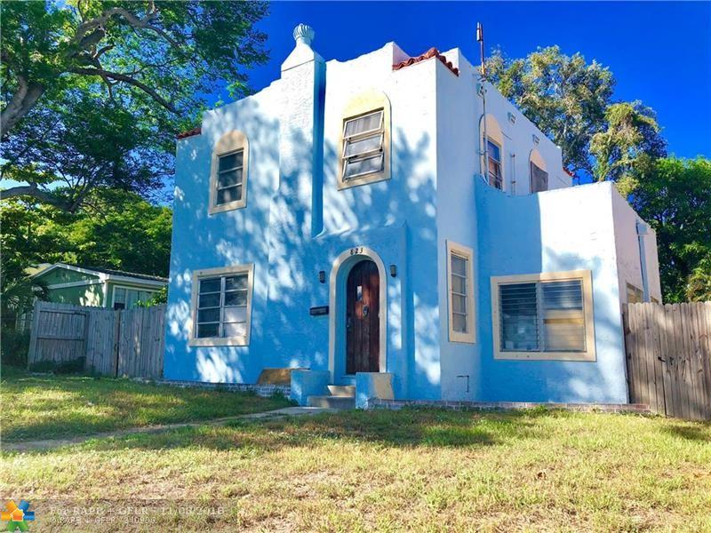 823 38th Street - Photo 1