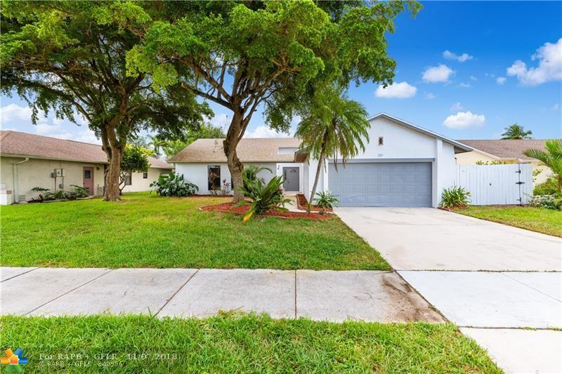 289 41st Way - Photo 1
