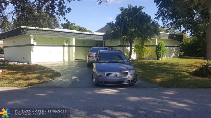 4910 Bayberry Ln - Photo 1