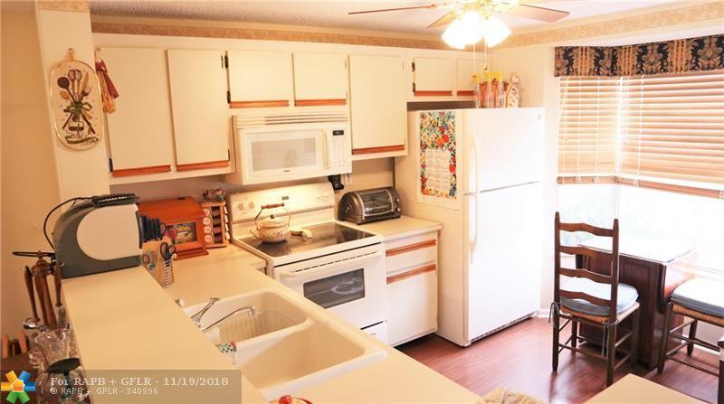 1807 15th Ave - Photo 1