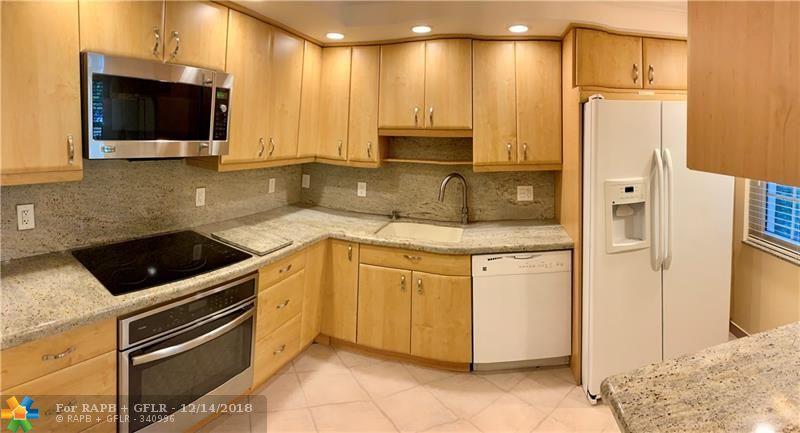 3960 Oaks Clubhouse Dr - Photo 1