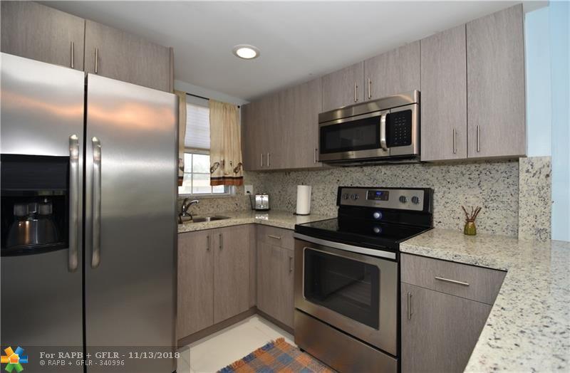 2901 Sunrise Lakes Dr - Photo 1