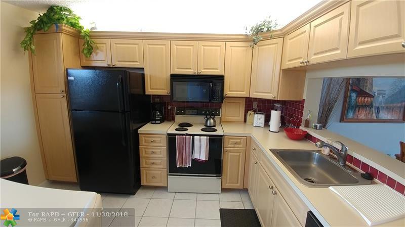 2766 Carambola Cir - Photo 1
