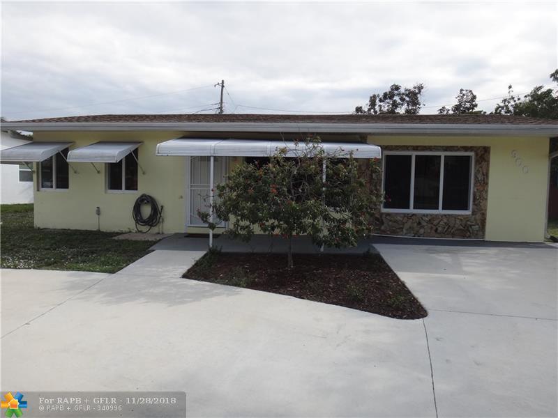 900 23RD PL - Photo 1