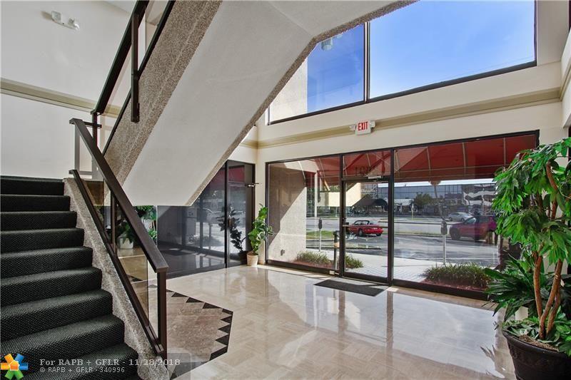 2681 Oakland Park Blvd - Photo 1