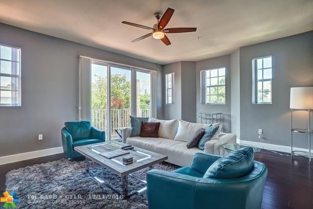 2725 8th Ave - Photo 1