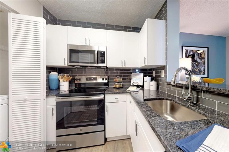 311 Sheridan St. - Photo 1