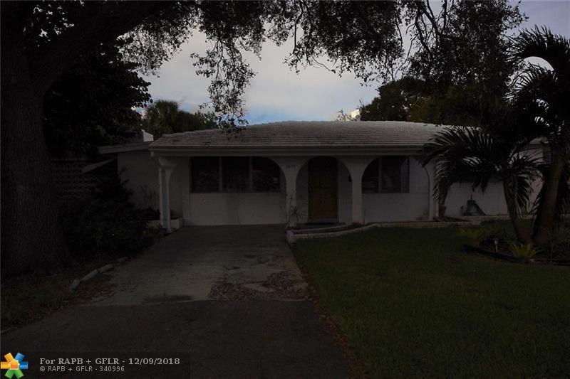 1671 32nd St - Photo 1