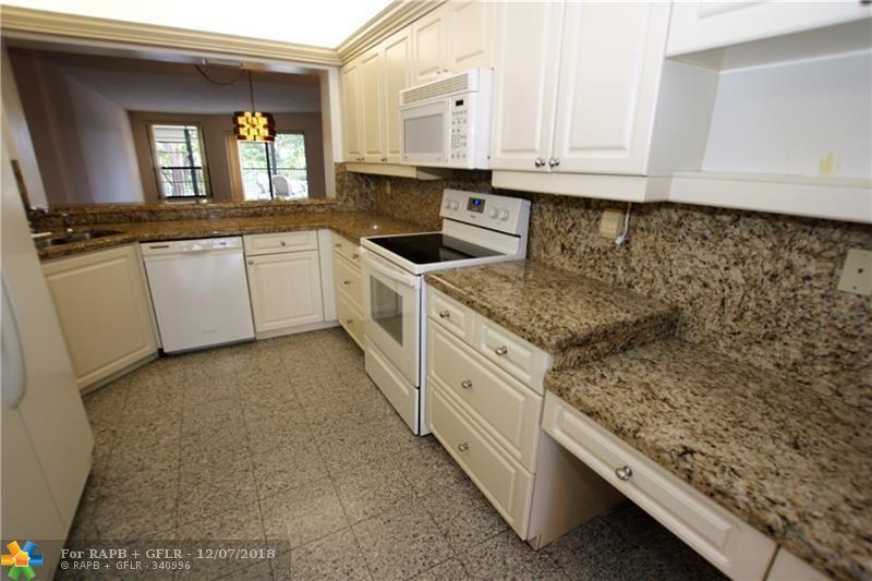 7483 Fairfax Dr - Photo 1