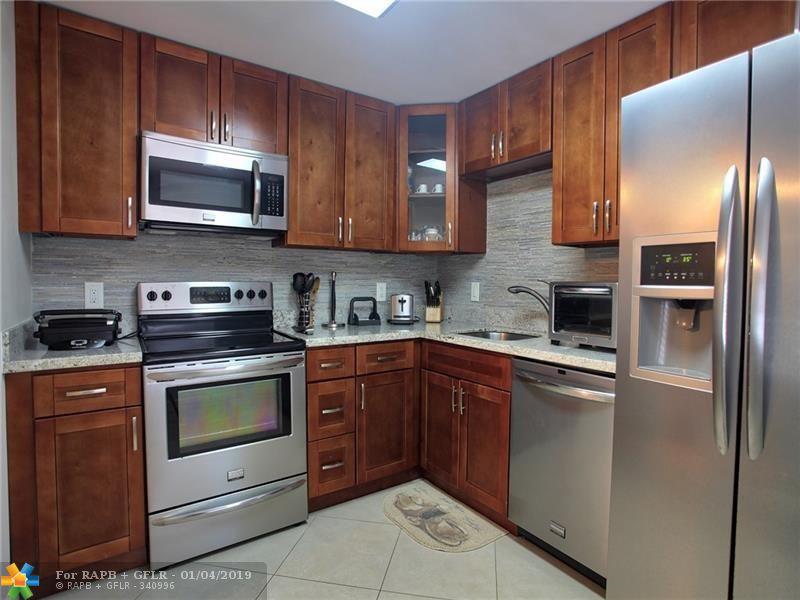 3505 Oaks Way - Photo 1