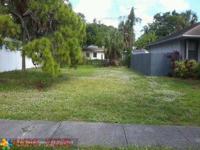 2541 9th St - Photo 1