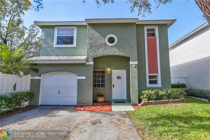 9823 2nd Ct - Photo 1