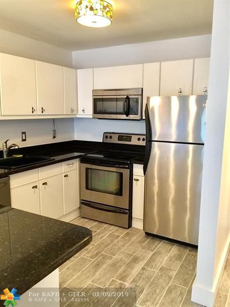 8005 Lake Dr - Photo 1
