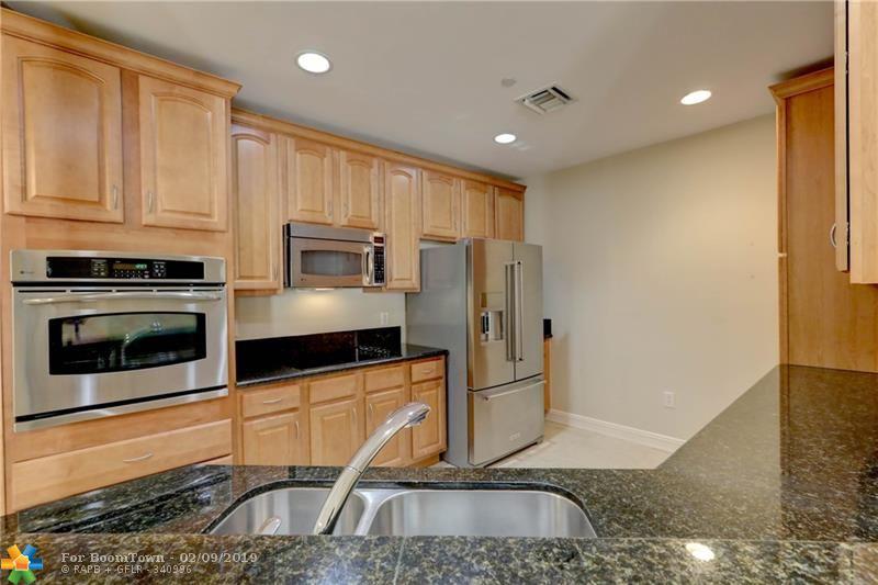 16102 Emerald Estates Dr - Photo 1