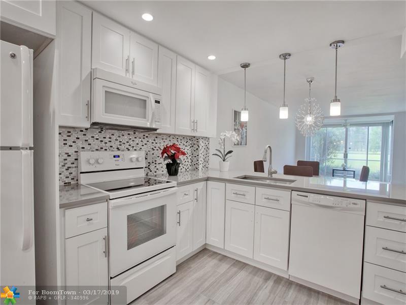 575 Oaks Ln - Photo 1