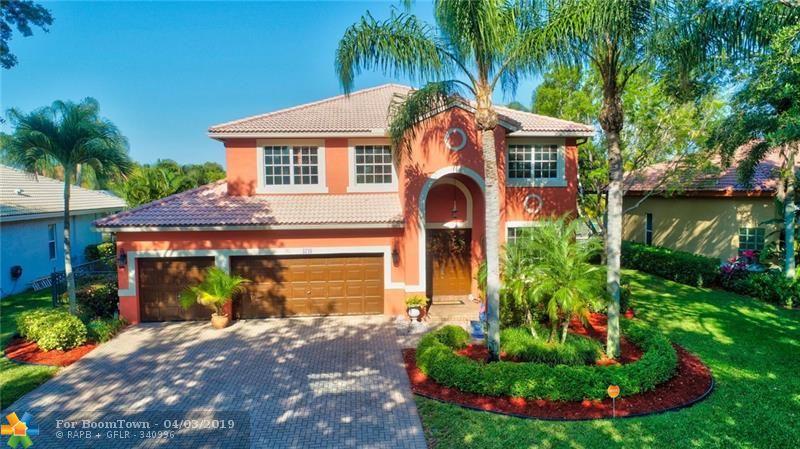 5748 46th Dr - Photo 1