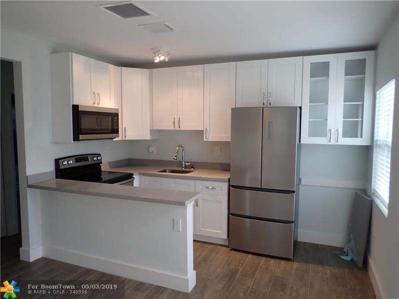 819 14th Ct - Photo 1