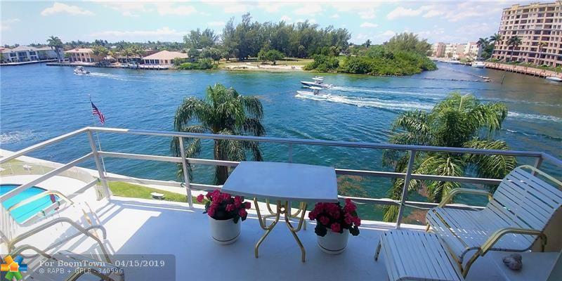 1111 Riverside Dr - Photo 1