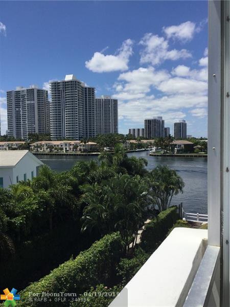 3209 Ocean Dr - Photo 1