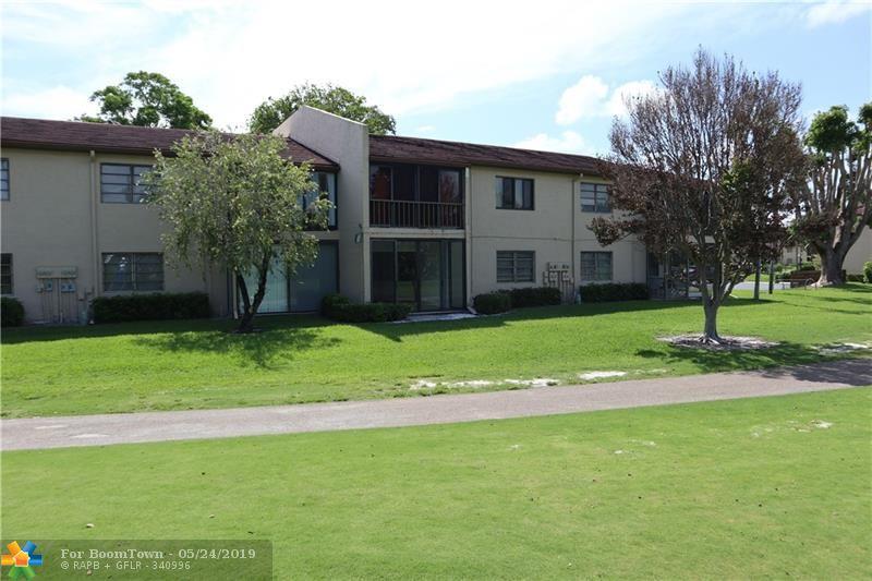 21217 Lago Cir - Photo 1