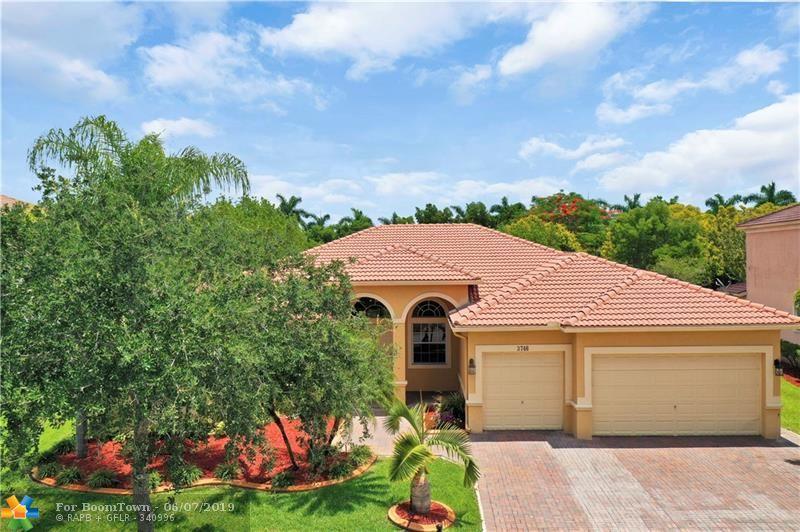3746 Coquina Way - Photo 1