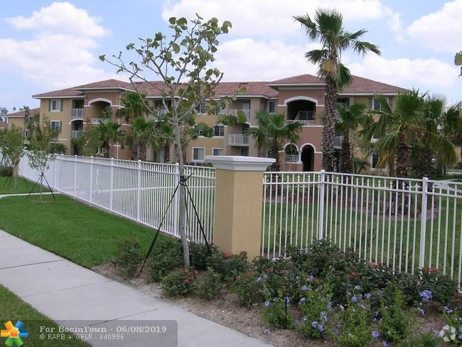 6529 Emerald Dunes Dr - Photo 1
