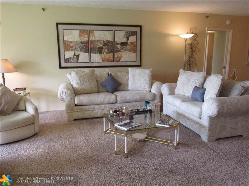 3520 Oaks Way - Photo 1