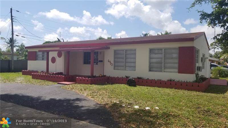 6792 Miramar Pkwy - Photo 1