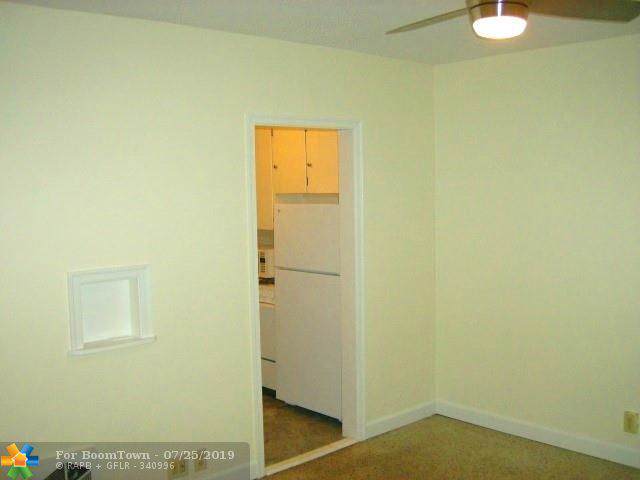 443 17th Way - Photo 1
