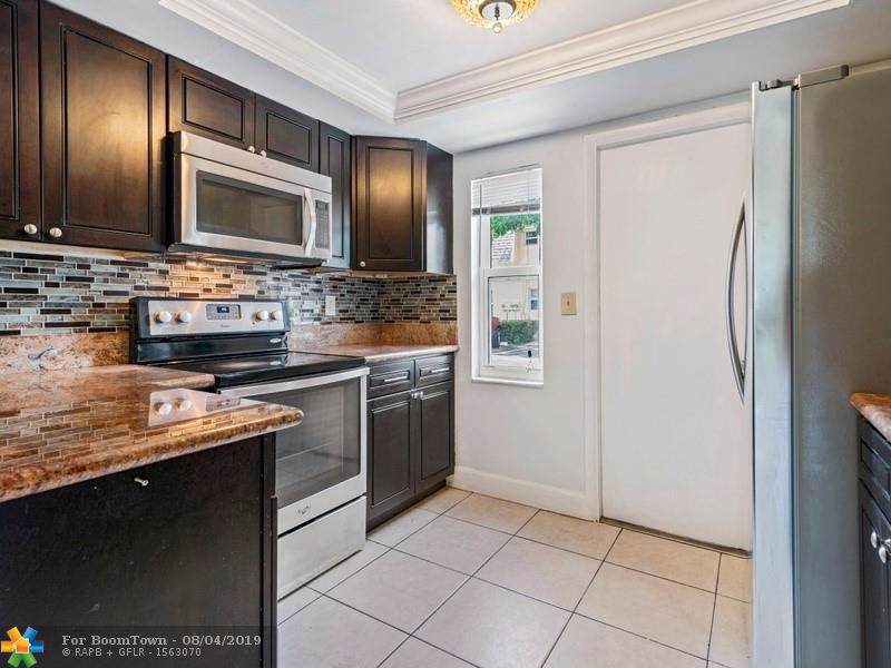 1845 4th Ave - Photo 1