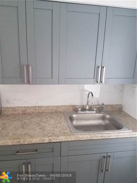 1050 35th St - Photo 1