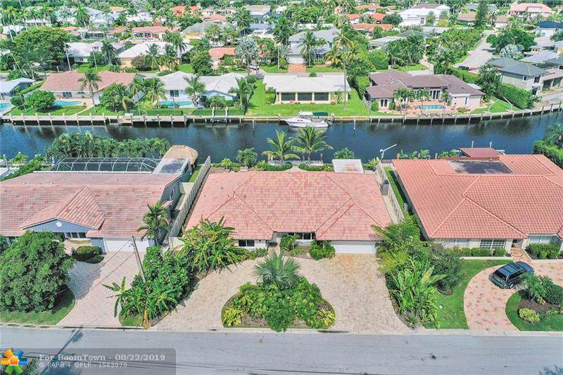 5321 33rd Ave - Photo 1