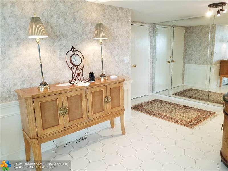 4300 Ocean Blvd - Photo 1