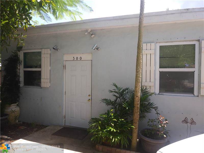 300 4th St - Photo 1