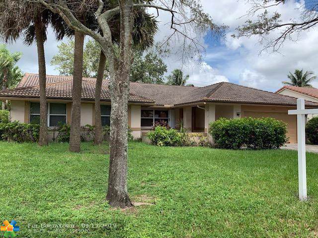 9099 44th Ct - Photo 1