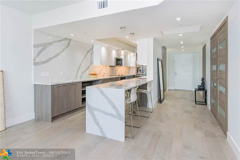 1850 Ocean Dr - Photo 1