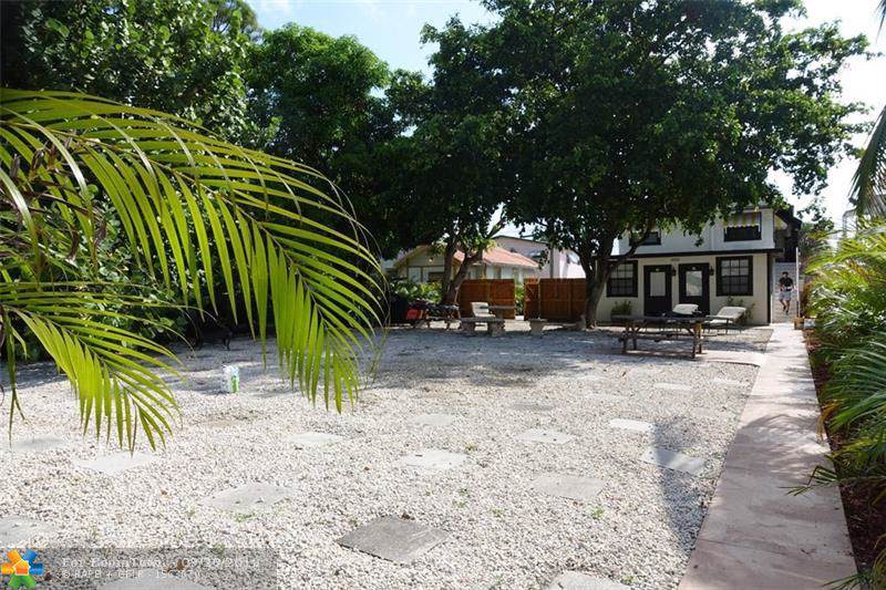 326 S Federal Highway - Photo 1