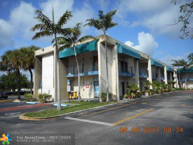 2331 State Road 7 - Photo 1