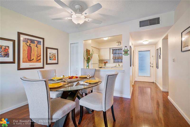 6501 Winfield Blvd - Photo 1