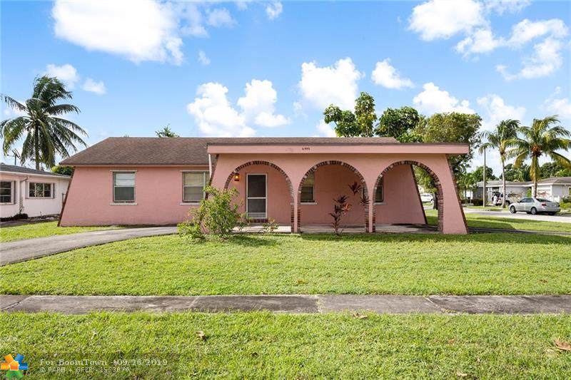 4995 8th Ct - Photo 1