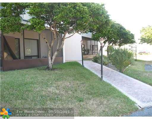 900 Crystal Lake Dr - Photo 1