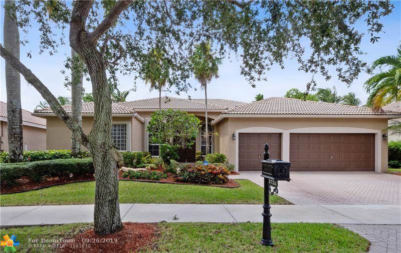 3733 Oak Ridge Ln - Photo 1