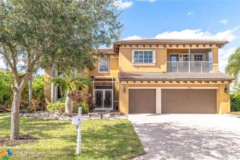 12375 48th Dr - Photo 1