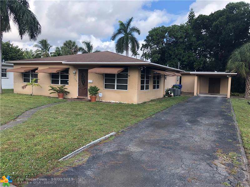 825 20th Dr - Photo 1