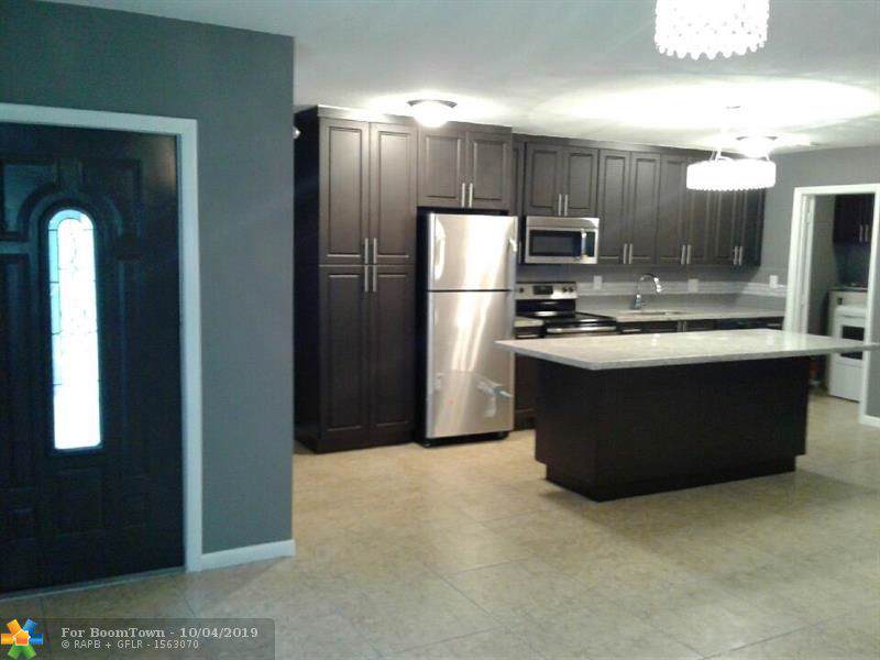 945 16th St - Photo 1
